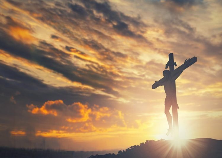 Μεγάλη Παρασκευή: Η πιο κατανυκτική ημέρα- Ήθη & παραδόσεις στην Ελλάδα