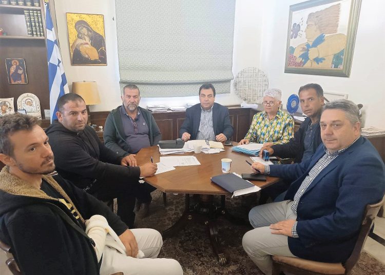 Δ. Πύργου: Υπεγράφησαν συμβάσεις για καθαρισμούς δρόμων και ζωνών εν όψει αντιπυρικής περιόδου – Ξεκινούν άμεσα οι εργασίες