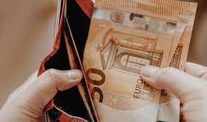 Δώρο Πάσχα 2023: Αντίστροφη μέτρηση για την πληρωμή – Πώς υπολογίζεται