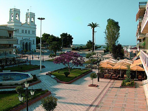 Δήμος Πύργου: Μειώνει 50% τα τέλη χρήσης κοινόχρηστων χώρων