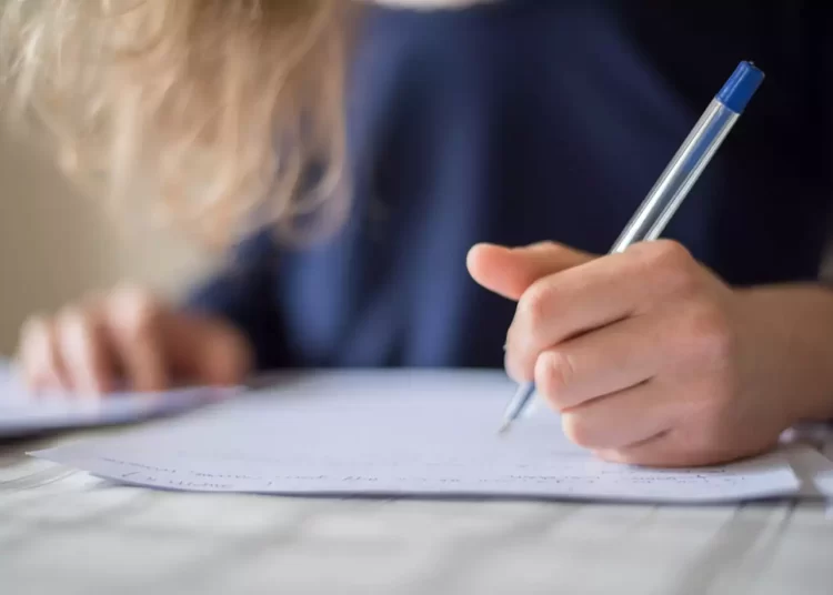 Βιασμός ανήλικης στην Καλαμάτα από τον πατέρα της – Διαβάστε το γράμμα που έγραψε το παιδί