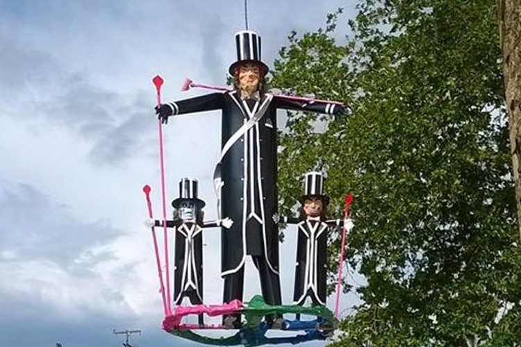 Παναγία Καθολική Γαστούνης: Την Τρίτη του Πάσχα αναβιώνει το «κάψιμο του αράπη»