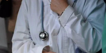 Νοσοκομεία ΕΣΥ: Στερεύουν τα αποθέματα σε φάρμακα για την καρδιά, τον διαβήτη και τις θρομβώσεις