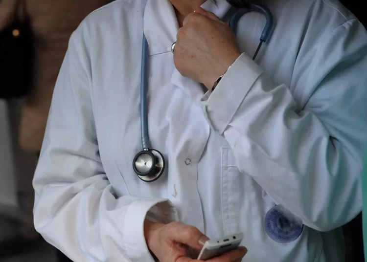 Νοσοκομεία ΕΣΥ: Στερεύουν τα αποθέματα σε φάρμακα για την καρδιά, τον διαβήτη και τις θρομβώσεις