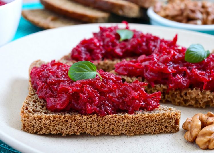 Παντζάρια: τα μοναδικά οφέλη τους και πώς να τα εντάξετε στις συνταγές σας