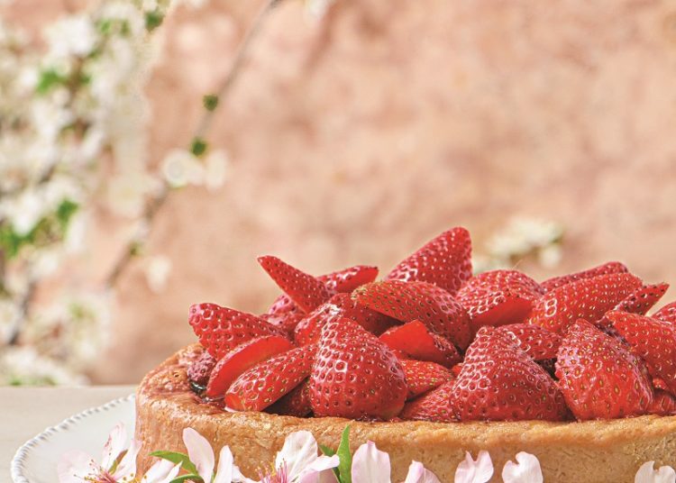 Φράουλα: 6 συνταγές γλυκών εποχής