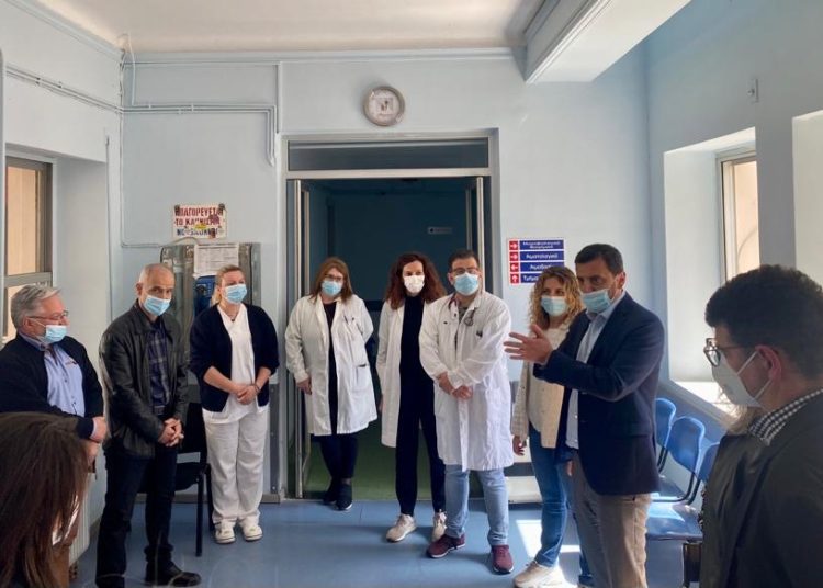 Α. Νικολακόπουλος: Επίσκεψη στο Νοσοκομείο Αμαλιάδας-Προτεραιότητα η ενίσχυση και στήριξη του Ε.Σ.Υ.