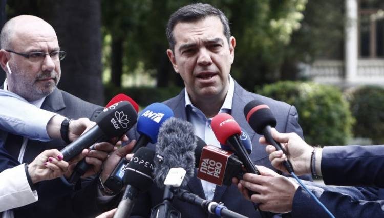 Τσίπρας: Αναλαμβάνω την ευθύνη για την ήττα, ζητώ συγγνώμη από τους ανθρώπους που πληγώσαμε