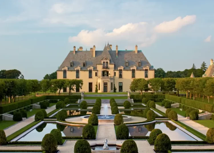 CNN: Τα πιο παραμυθένια μέρη για γάμους στον κόσμο – Από πύργους μέχρι ροζ παλάτια