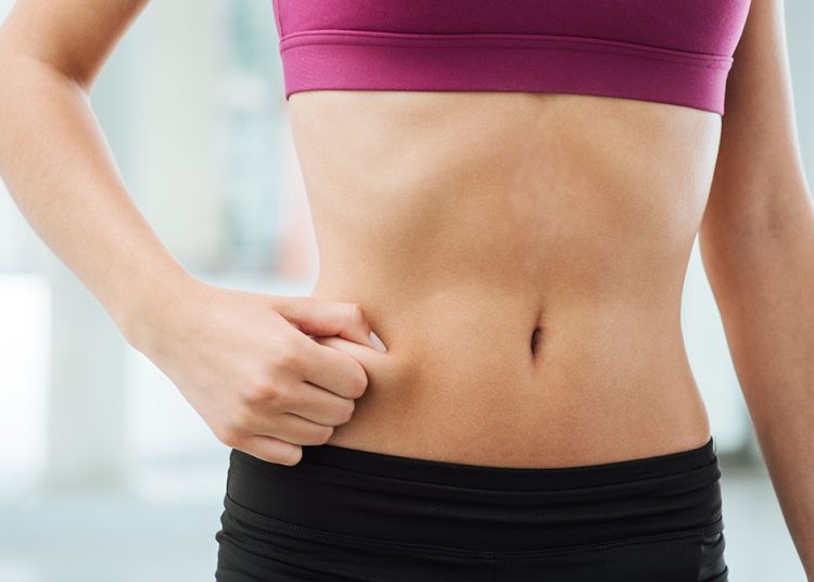 Κοιλιακό λίπος: Πέντε τρόποι που το εξαφανίζουν
