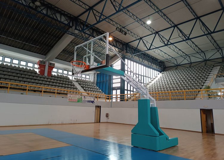 Κλειστό Γυμναστήριο Πύργου: Μπήκαν νέες μπασκέτες μετά την ανακαίνιση – Σύντομα η λειτουργία του