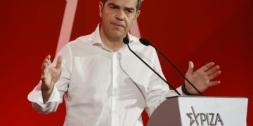 Τσίπρας: Ήρθε η ώρα να κηρύξουμε λήξη στο πένθος και να σημάνουμε συναγερμό μάχης