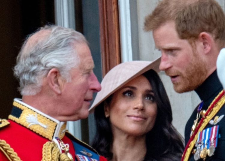 Κάρολος: Η θλίψη για τον Χάρι και η πρόποση για τον εγγονό του Άρτσι