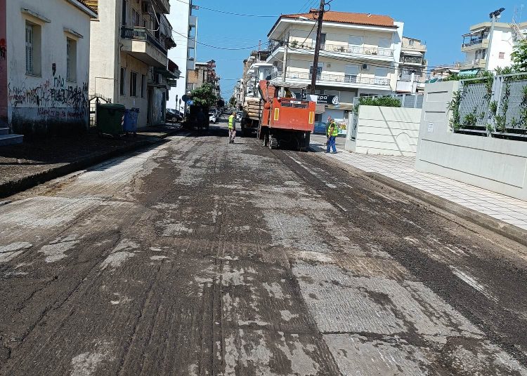 Νέα τεχνικά έργα σε δρόμους του Πύργου – Ασφαλτόστρωση στην οδό Γυμν. Δούκα