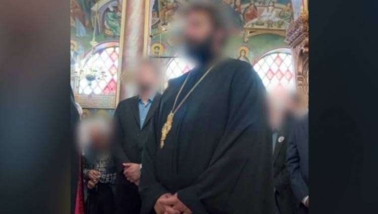 Επιχειρηματίας στην Πάτρα έγινε… παπάς για να γλιτώσει από τα χρέη του – Πώς τον εντόπισαν τα θύματά του