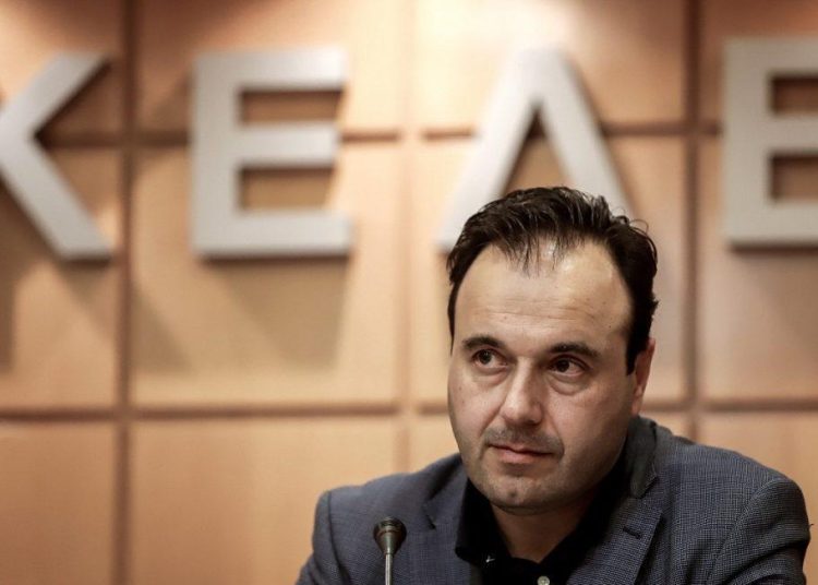 Το «τερμάτισε» ο Προέδρος ΚΕΔΕ: Όχι στις μονιμοποιήσεις συμβασιούχων -Θέλει ιδιωτικούς δήμους