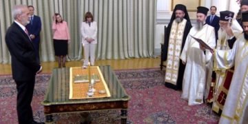 Νέα κυβέρνηση στην χώρα-Ποιοι είναι οι υπουργοί