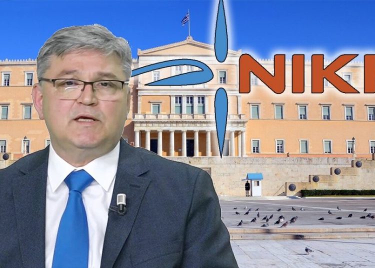Στη βουλή η ΝΙΚΗ: «Με φόβο Θεού θα πορευτούμε» είπε ο πρόεδρος Νατσιός