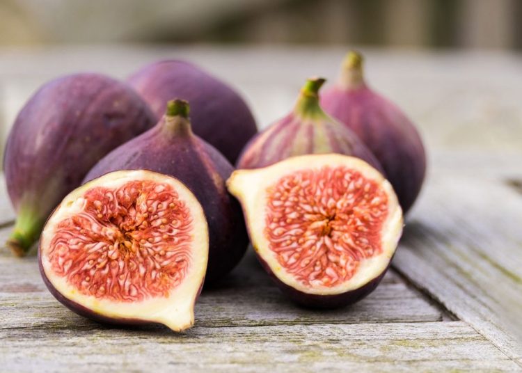 Το σούπερ-φρούτο που ανακουφίζει το έντερο και ρίχνει την πίεση