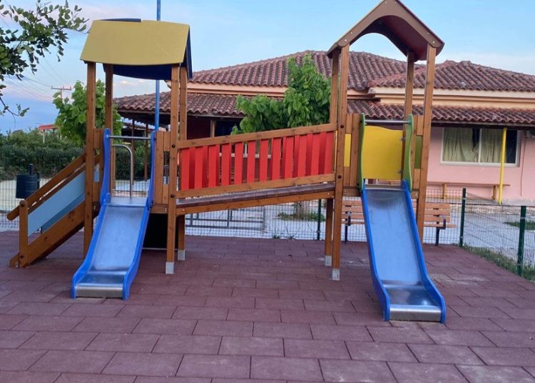 Δήμος Κυλλήνης: Έτοιμη η νέα παιδική χαρά στην Κάτω Παναγιά