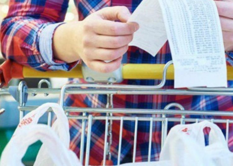 Εκτός ελέγχου η ακρίβεια – Τρόφιμα & φάρμακα στα ύψη