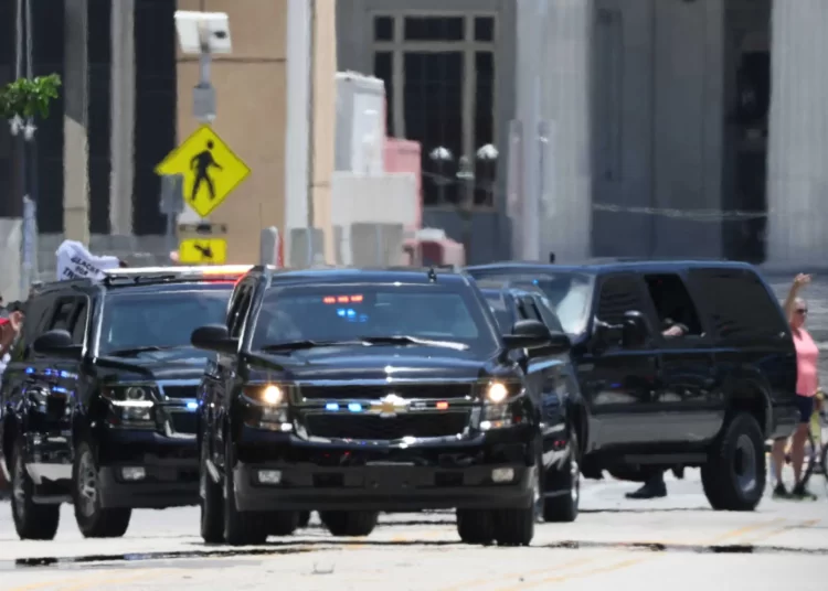 Ντόναλντ Τραμπ: Συνελήφθη ο πρώην πρόεδρος των ΗΠΑ