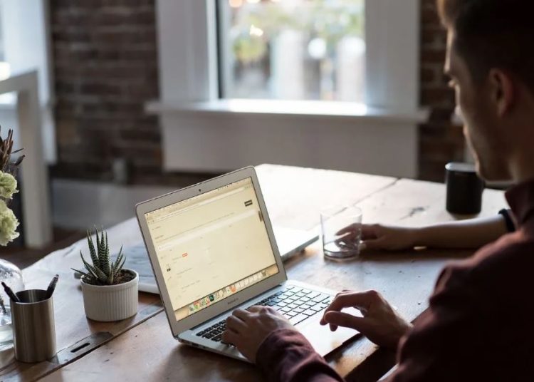 Επαγγελματίες: Κουπόνια ως και 1250 ευρώ-Πως τα παίρνετε-Όλη η διαδικασία