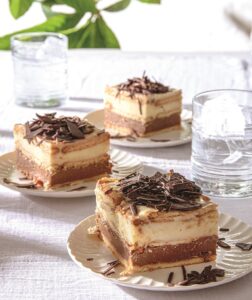 Γλυκό ψυγείου με μπισκότα πτι μπερ από τον Στέλιο Παρλιάρο