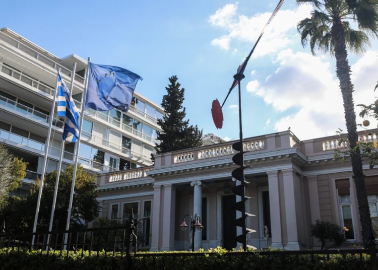 Μητσοτάκης -Νέα κυβέρνηση: Ποιοι υπουργοί “κλείνουν” -Το όνομα έκπληξη για αντιπρόεδρος