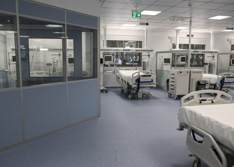 Μαγιορκίνης για πανδημία Νόσου Χ: “Είναι σαν να περιμένουμε έναν μεγάλο σεισμό, θα έρθει”