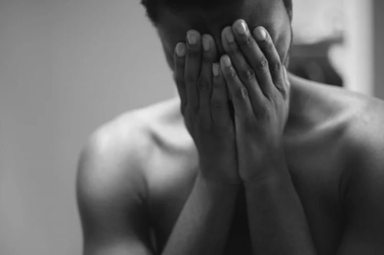 Καβάλα: Xτύπησαν το παιδί τους γιατί είναι gay και καταδικάστηκαν