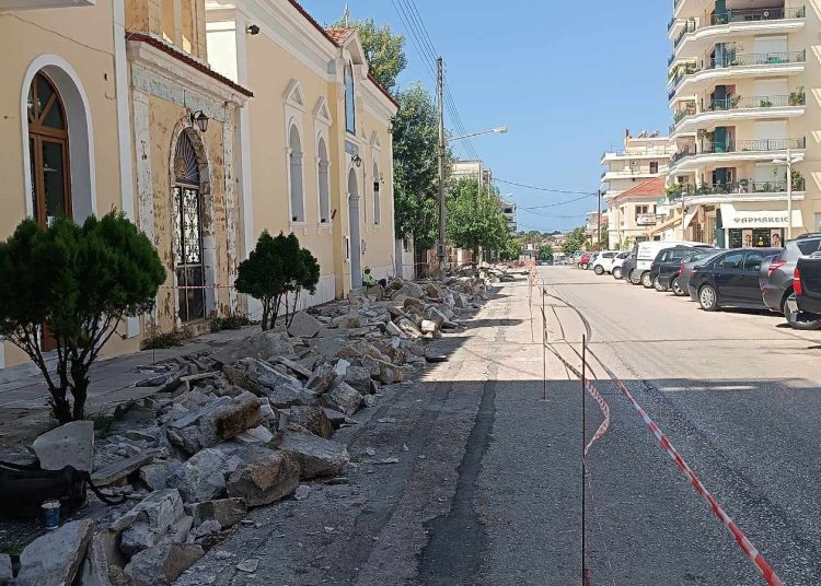 Πύργος: Ξεκίνησαν οι εργασίες ανάπλασης της οδού 28ης Οκτωβρίου