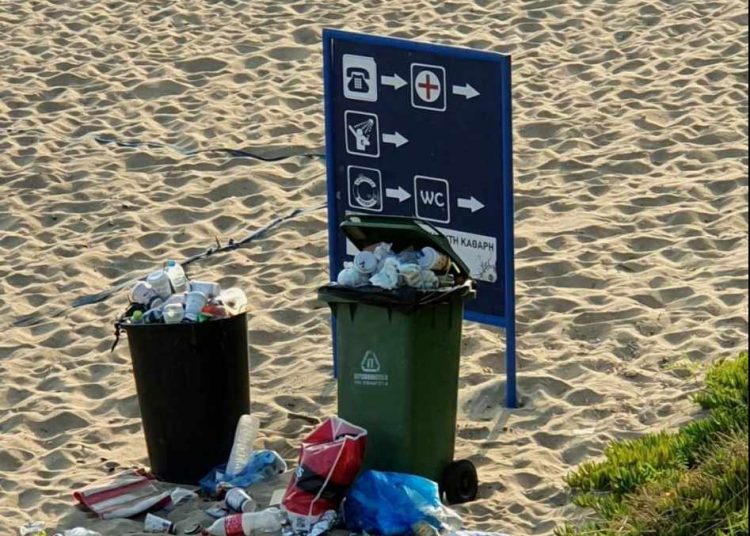 Κουρούτα: Άσχημες εικόνες με σκουπίδια πεταμένα