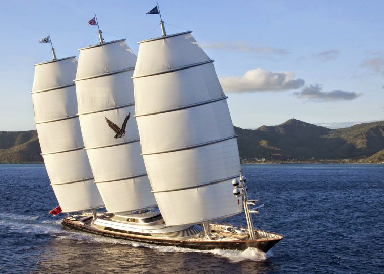 Θαλαμηγός Ελληνίδας εφοπλίστριας στο σφυρί για 50 εκατομμύρια