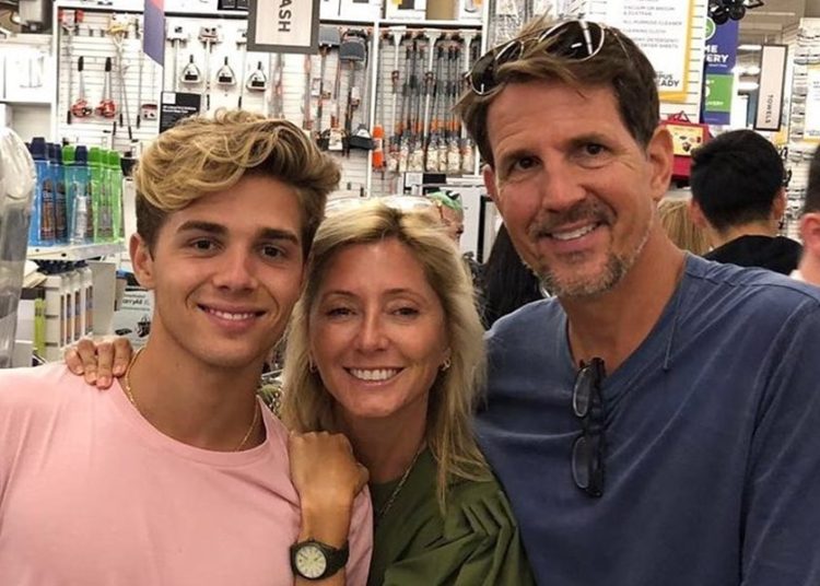 O γιος της Μαρί Σαντάλ και του πρίγκιπα Παύλου, Αχιλλέας, σε χολιγουντιανή ταινία