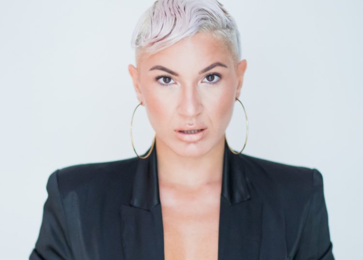 Η Κάτια Σαμαντζή στον Πύργο την Πέμπτη 27/7