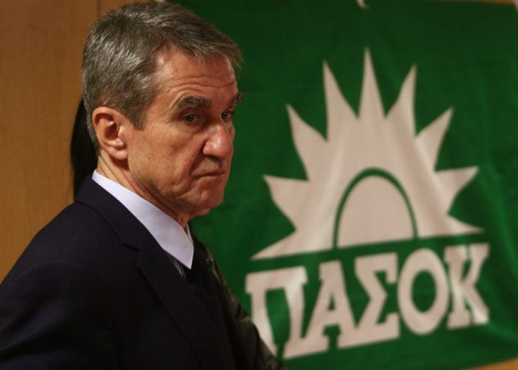 Το παρασκήνιο του «διαζυγίου» Λοβέρδου με ΠΑΣΟΚ & η επόμενη μέρα