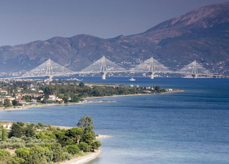 Απίστευτο-Πάτρα: Τροχαίο με 14χρονη σε σημείο που είχε σκοτωθεί 15χρονος