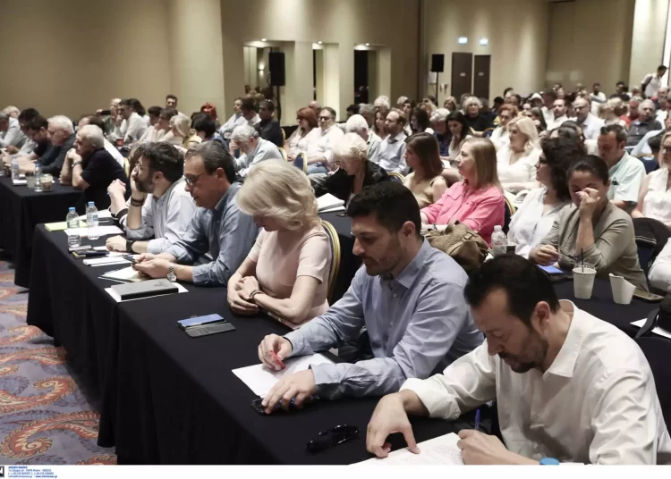 ΣΥΡΙΖΑ: Πέρασε με μεγάλη πλειοψηφία η πρόταση για εκλογή αρχηγού στις 10 και 16 Σεπτεμβρίου