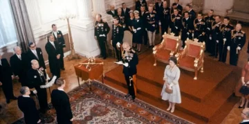 Τατόι: Βρέθηκαν τα βασιλικά εμβλήματα του Όθωνα – Δείτε φωτογραφίες