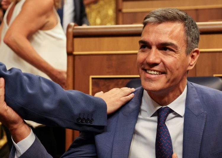 Ισπανία: Μετά το πολιτικό χάος φαίνεται πως θα γίνει κυβέρνηση ξανά ο Σάντσεθ