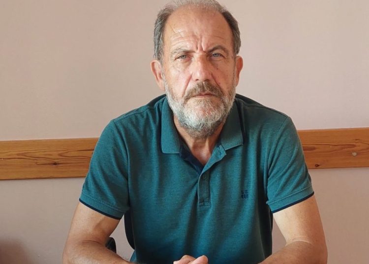 Σκουπίδια και Τάκης Β  (Μέρος 1ον)