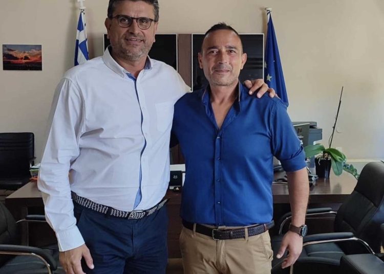 Ο Γιώργος Κράγκαρης στο πλευρό του Γιάννη Λέντζα