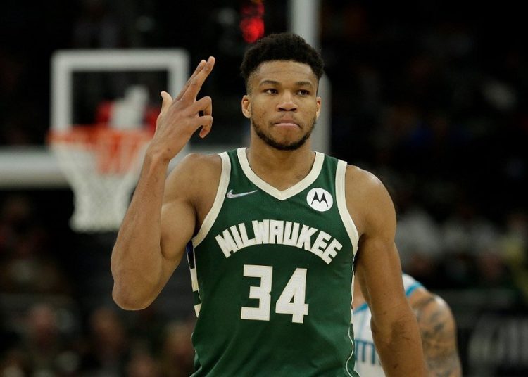 Στην Πελοπόννησο για διακοπές ο Γιάννης Αντετοκούνμπο