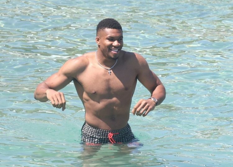 Αντετοκούνμπο: Οι διακοπές των αδερφών στη Μύκονο