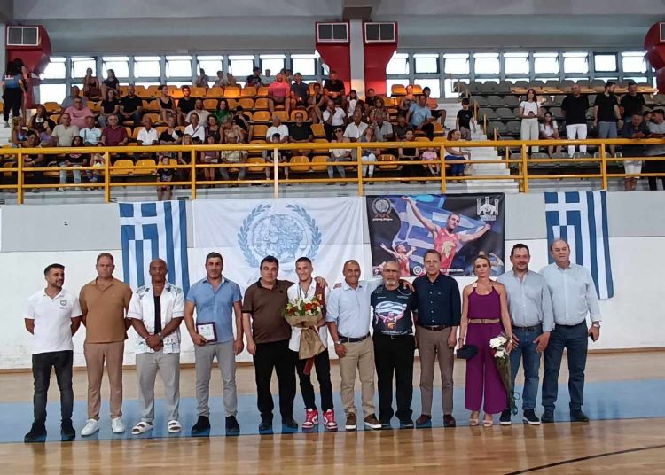 Δ. Πύργου: Καλωσόρισμα στο «Χρυσό παιδί» της πόλης Αρίωνα Κολιτσόπουλο