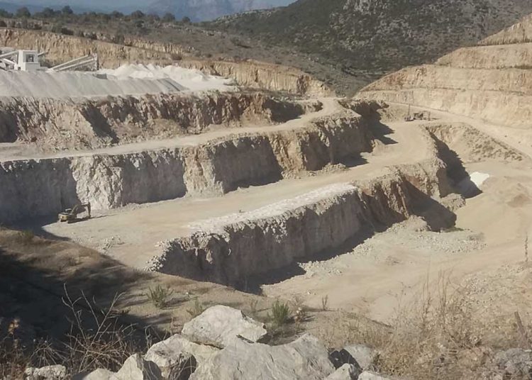 Απάντηση της Εφημ. των Συντακτών στον Δήμαρχο Πύργου σχετικά με το θέμα του λατομείου-Τι λένε πολιτικά πρόσωπα της Ηλείας για την σύμβαση