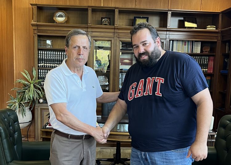 Συμπορεύεται με Γεωργιόπουλο ο Πρόεδρος Κοινότητας Αρ. Ολυμπίας Π. Μαντάς