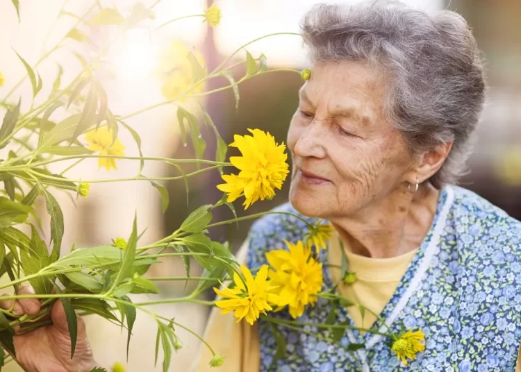 Νόσος Αλτσχάιμερ: Η απώλεια αυτής της αίσθησης προειδοποιεί πριν τα πρώιμα συμπτώματα
