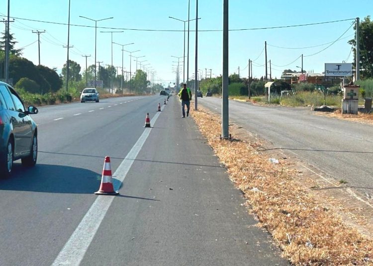 ΠΔΕ: Σε πλήρη εξέλιξη οι καθαρισμοί στο εθνικό και επαρχιακό οδικό δίκτυο της Π.Ε. Ηλείας
